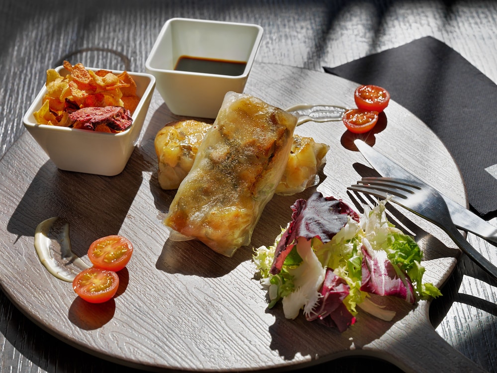 H10 Salou Princess — Restaurant & bars in Salou, Catalonia