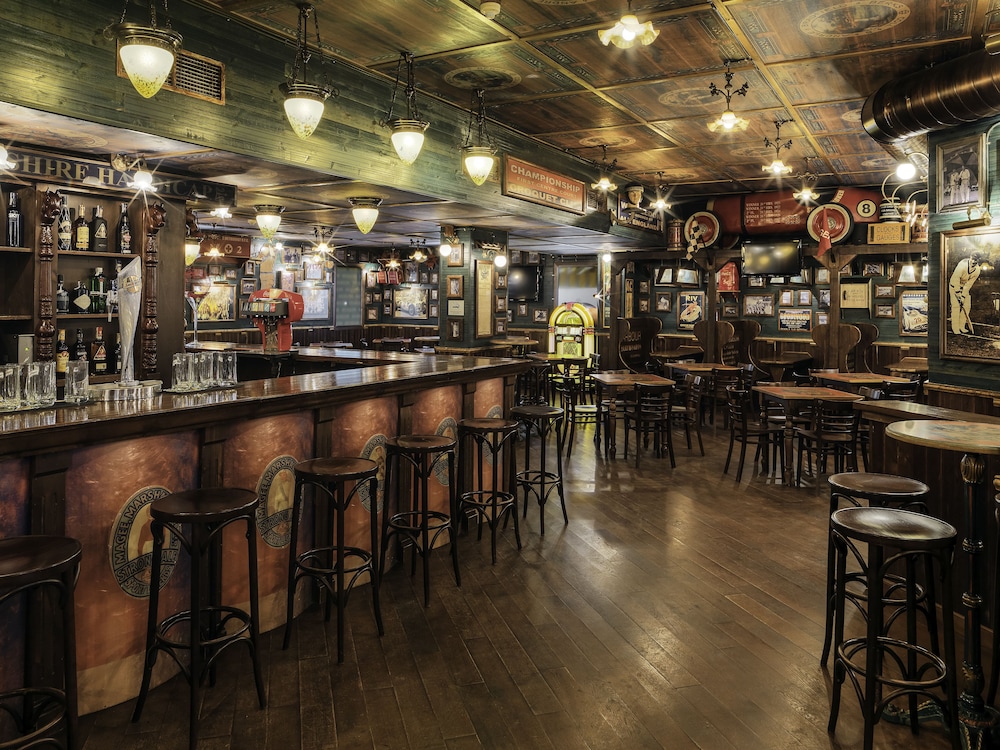 H10 Salou Princess — Restaurant & bars in Salou, Catalonia