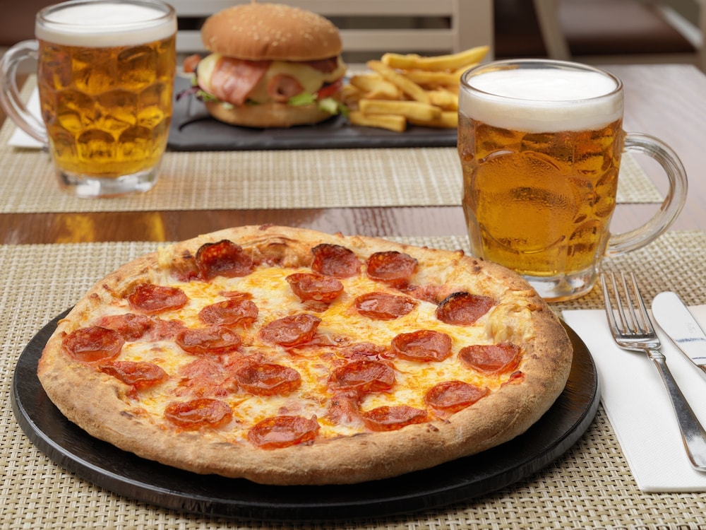 H10 Salauris Palace — Restaurant & bars in Salou, Catalonia