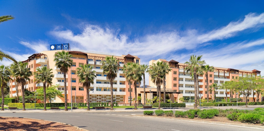H10 Salauris Palace — Hotel building in Salou, Catalonia