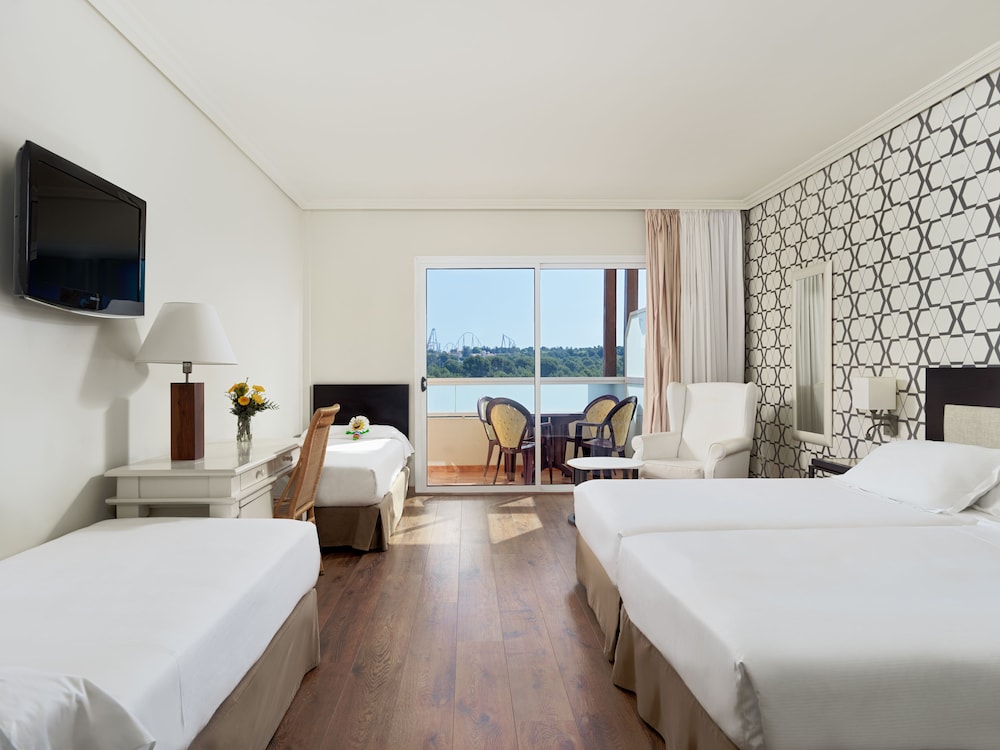 H10 Salauris Palace — Hotel rooms in Salou, Catalonia