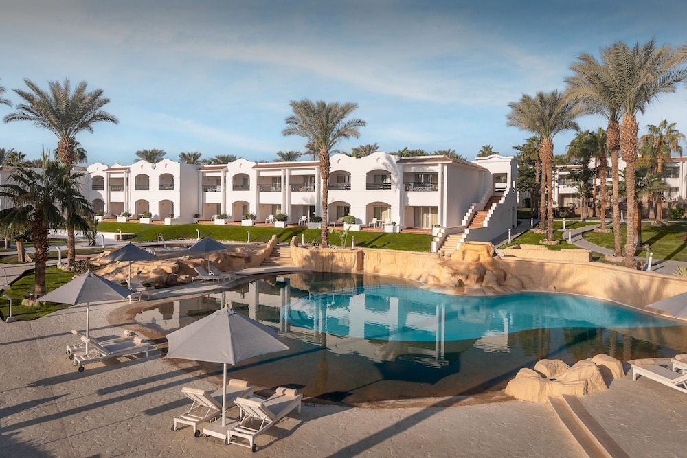 JAZ Sharm Dreams — Swimming pool in Sharm El Sheikh, Red Sea
