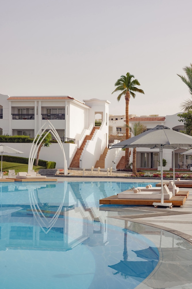JAZ Sharm Dreams — Swimming pool in Sharm El Sheikh, Red Sea