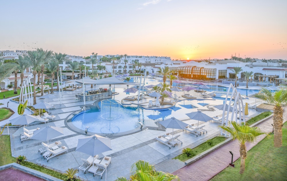 JAZ Sharm Dreams — Swimming pool in Sharm El Sheikh, Red Sea