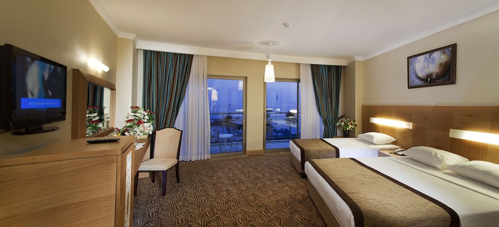 Saphir Hotel & Villas - All inclusive — Hotel rooms in Alanya