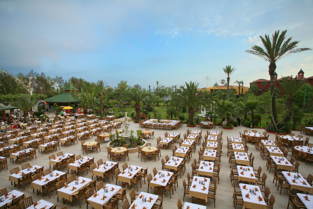 Saphir Hotel & Villas - All inclusive — Restaurant & bars in Alanya