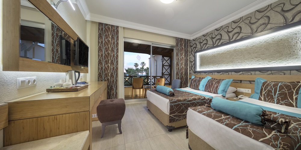 Saphir Hotel & Villas - All inclusive — Hotel rooms in Alanya