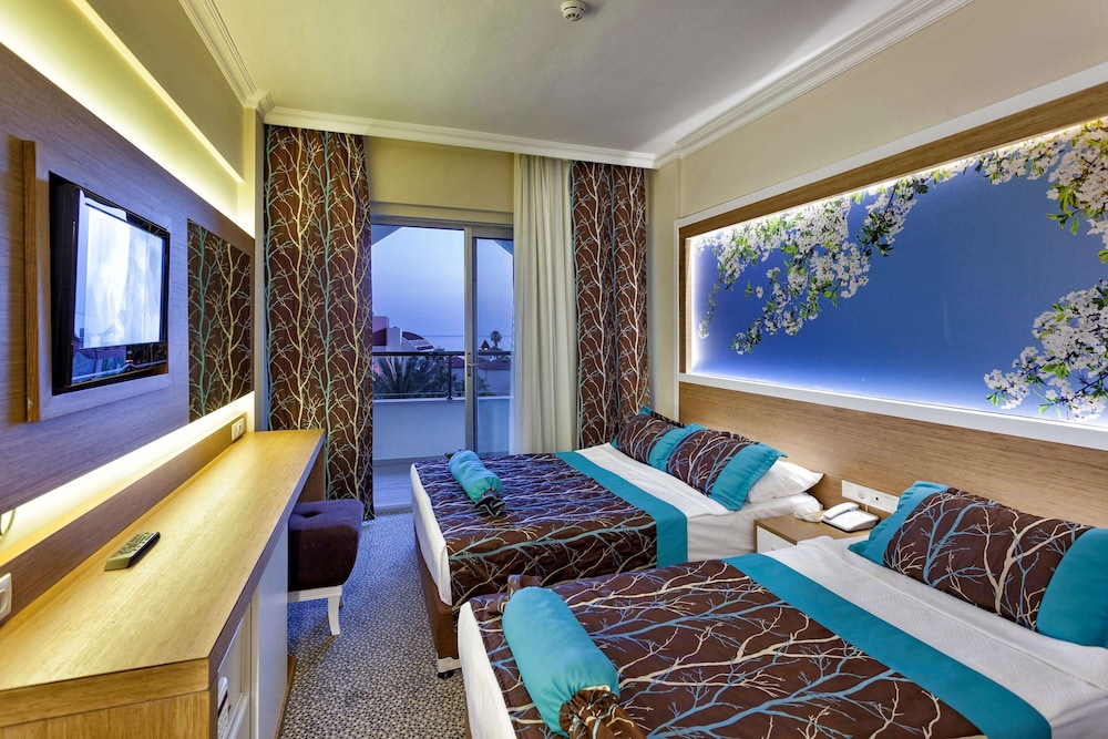 Saphir Hotel & Villas - All inclusive — Hotel rooms in Alanya
