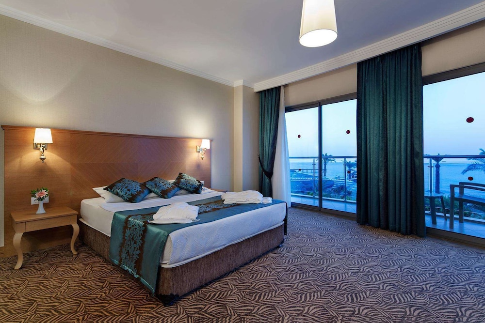 Saphir Hotel & Villas - All inclusive — Hotel rooms in Alanya