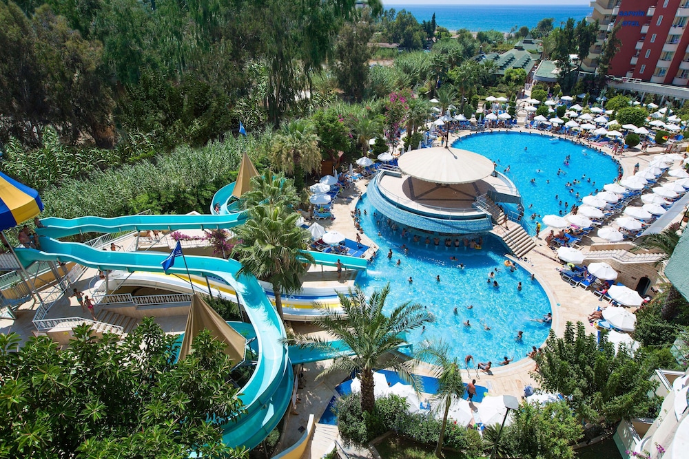 Saphir Hotel & Villas - All inclusive — Swimming pool in Alanya
