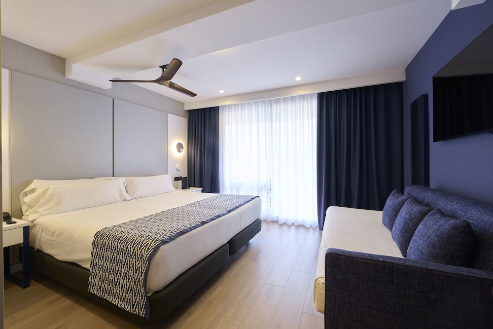 Catalonia Majorica Hotel — Hotel rooms in Palma de Mallorca, Balearic Islands
