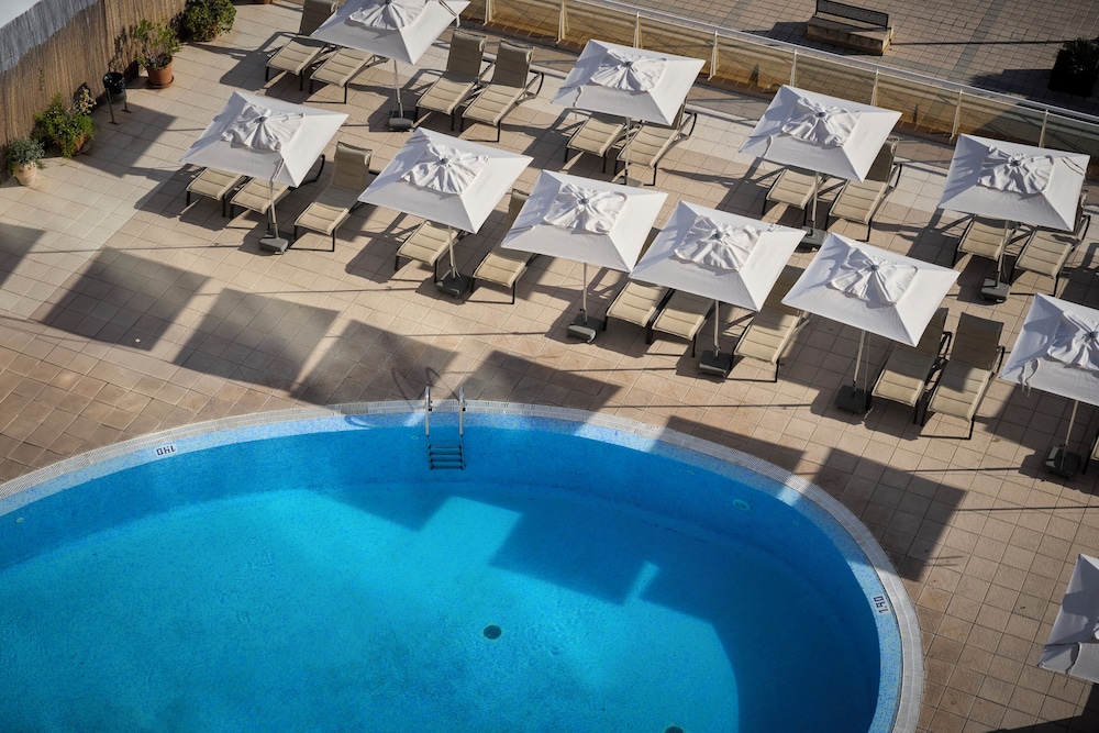 Catalonia Majorica Hotel — Swimming pool in Palma de Mallorca, Balearic Islands