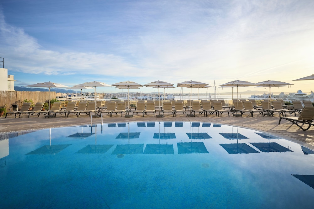 Catalonia Majorica Hotel — Swimming pool in Palma de Mallorca, Balearic Islands