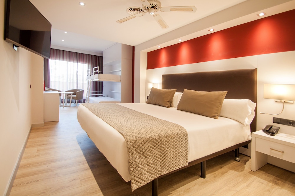 Catalonia Majorica Hotel — Hotel rooms in Palma de Mallorca, Balearic Islands