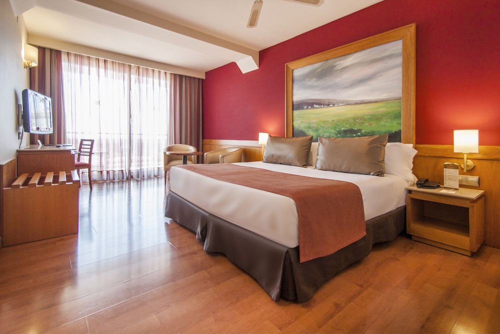 Catalonia Majorica Hotel — Hotel rooms in Palma de Mallorca, Balearic Islands