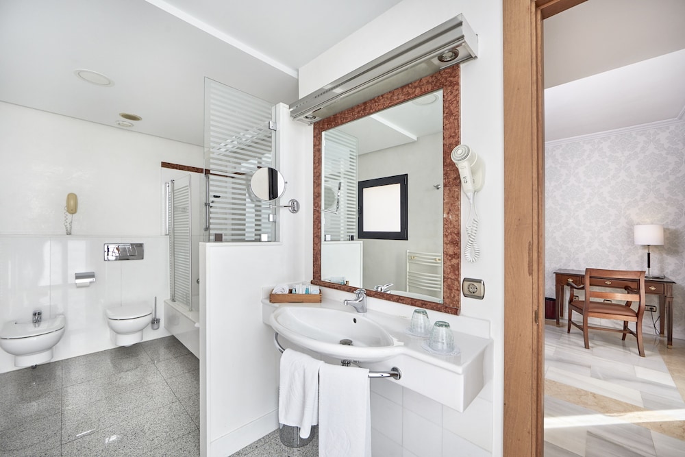 Hotel Bordoy Continental Palma — Hotel rooms in Palma de Mallorca, Balearic Islands