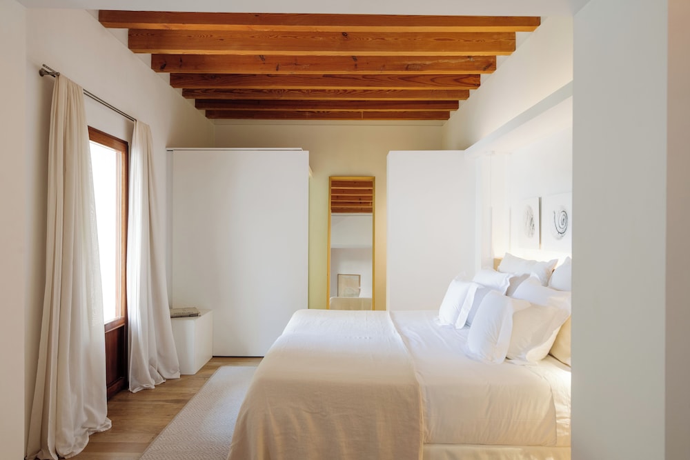 Convent de la Missio Boutique Hotel GL, Adults Only – Preferred Hotels & Resorts — Hotel rooms in Palma de Mallorca, Balearic Islands