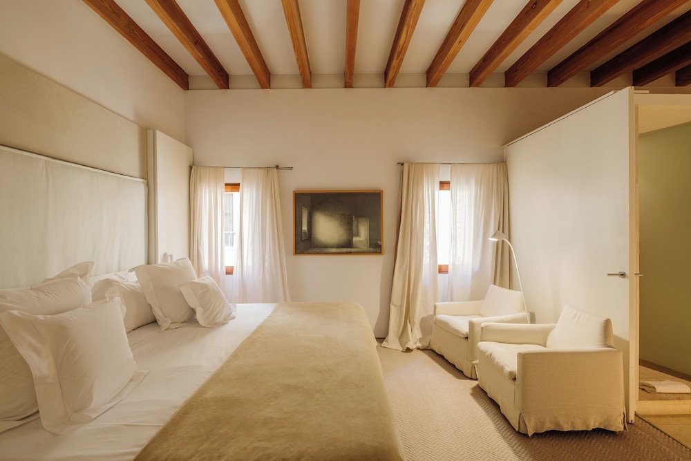 Convent de la Missio Boutique Hotel GL, Adults Only – Preferred Hotels & Resorts — Hotel rooms in Palma de Mallorca, Balearic Islands