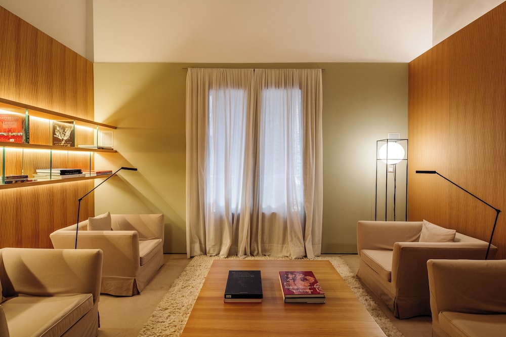 Convent de la Missio Boutique Hotel GL, Adults Only – Preferred Hotels & Resorts — Hotel rooms in Palma de Mallorca, Balearic Islands