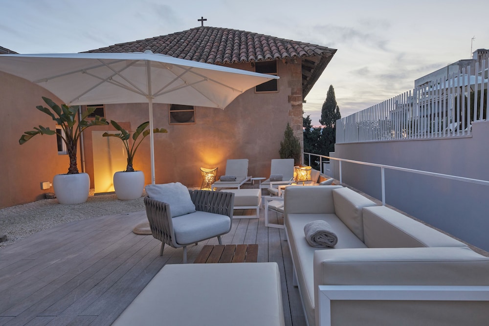 Convent de la Missio Boutique Hotel GL, Adults Only – Preferred Hotels & Resorts — Hotel building in Palma de Mallorca, Balearic Islands