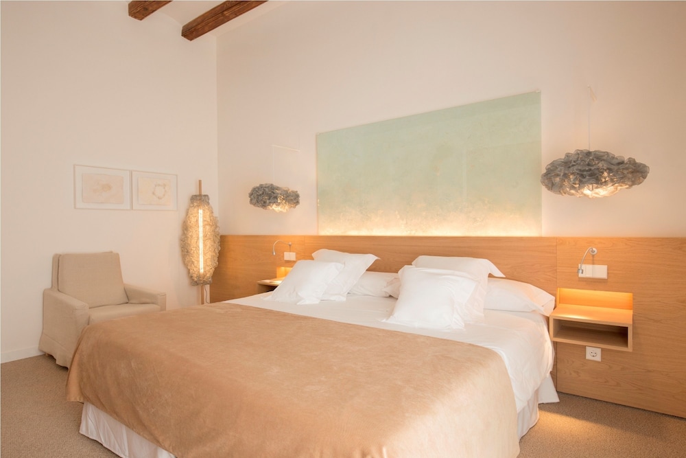 Convent de la Missio Boutique Hotel GL, Adults Only – Preferred Hotels & Resorts — Hotel rooms in Palma de Mallorca, Balearic Islands