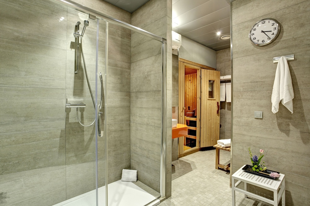 Hotel Costa Azul — Hotel rooms in Palma de Mallorca, Balearic Islands