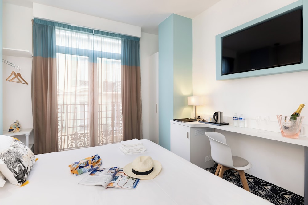 Hotel Byakko Nice — Hotel rooms in Nice, Provence-Alpes-Cote d'Azur