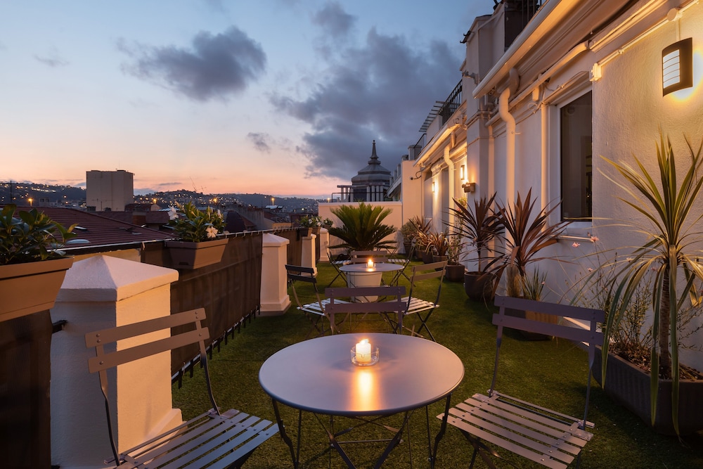 Hotel Byakko Nice — Restaurant & bars in Nice, Provence-Alpes-Cote d'Azur