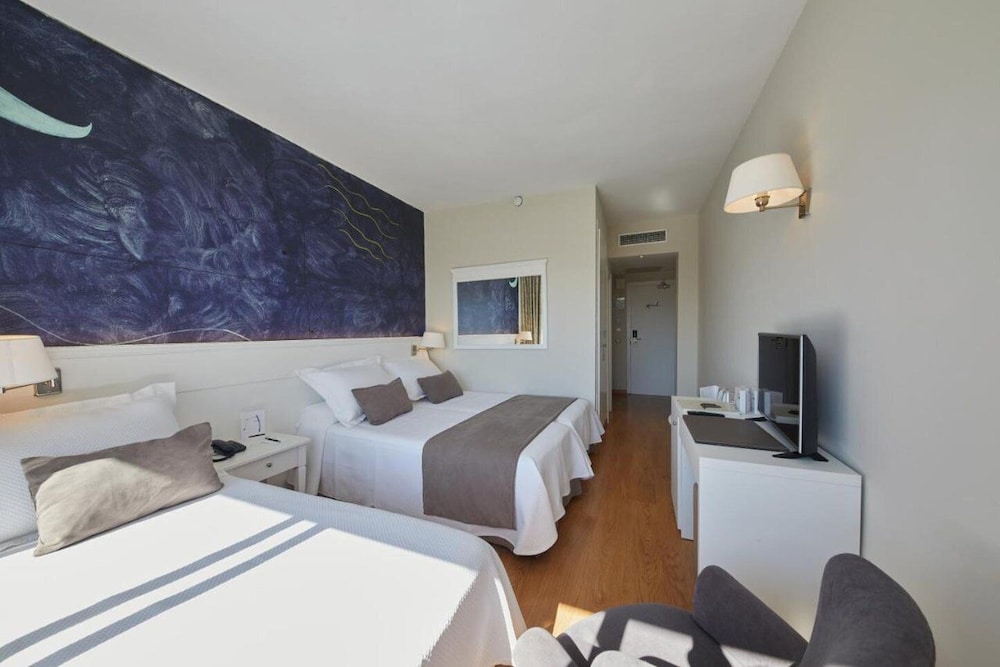 Hotel Joan Miró Museum — Hotel rooms in Palma de Mallorca, Balearic Islands
