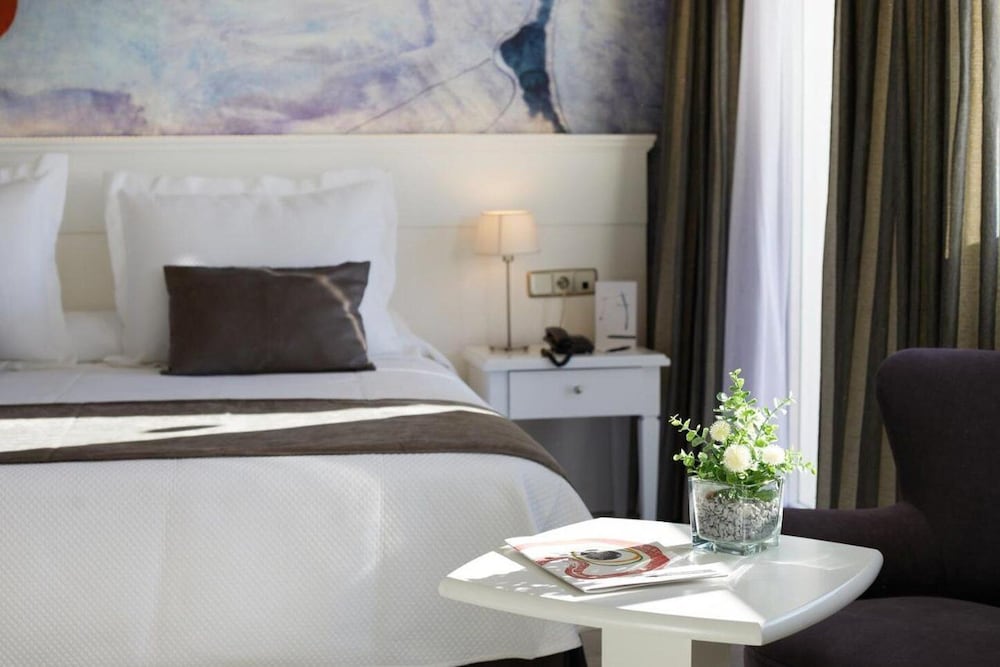 Hotel Joan Miró Museum — Hotel rooms in Palma de Mallorca, Balearic Islands
