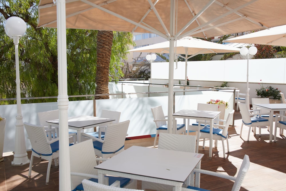 Hotel Joan Miró Museum — Restaurant & bars in Palma de Mallorca, Balearic Islands