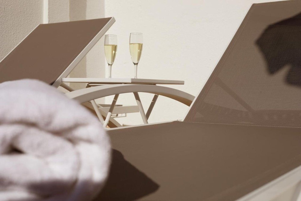 Hotel Joan Miró Museum — Hotel rooms in Palma de Mallorca, Balearic Islands