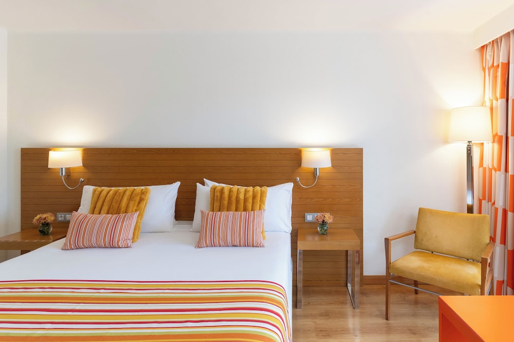 Hotel Hesperia Mallorca — Hotel rooms in Palma de Mallorca, Balearic Islands