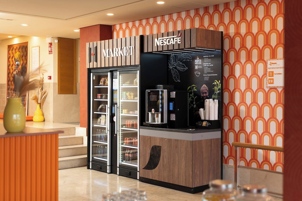 Hotel Hesperia Mallorca — Restaurant & bars in Palma de Mallorca, Balearic Islands