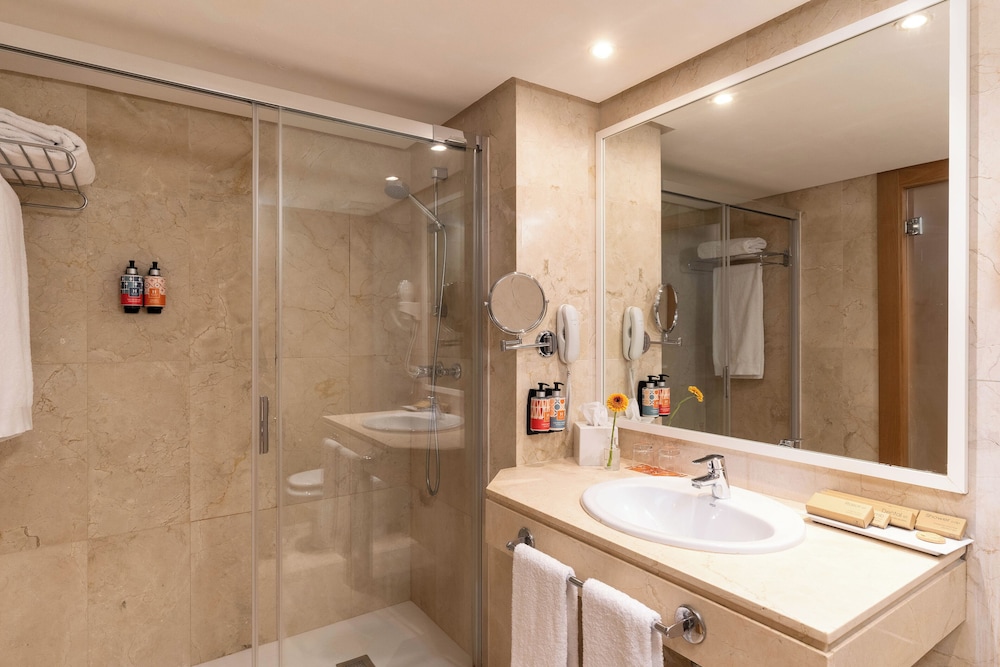 Hotel Hesperia Mallorca — Hotel rooms in Palma de Mallorca, Balearic Islands
