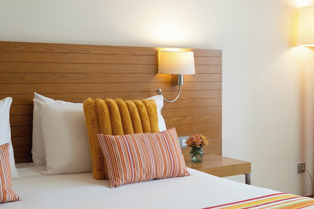 Hotel Hesperia Mallorca — Hotel rooms in Palma de Mallorca, Balearic Islands