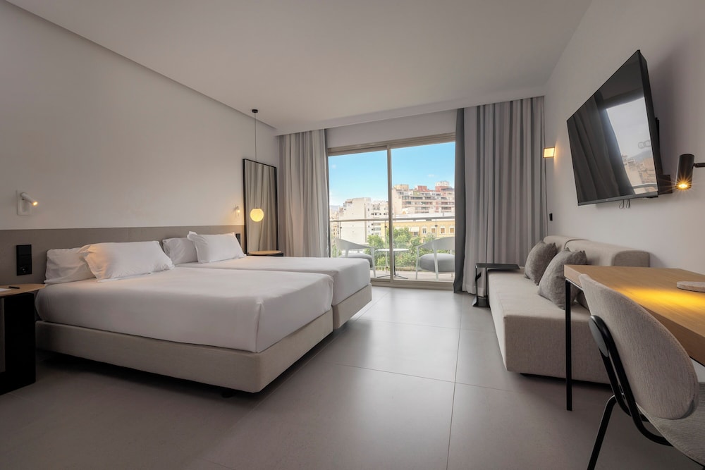 HM Jaime III Hotel — Hotel rooms in Palma de Mallorca, Balearic Islands
