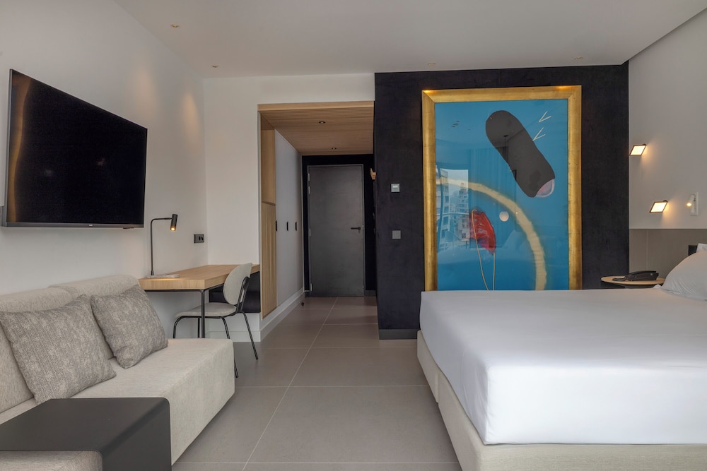 HM Jaime III Hotel — Hotel rooms in Palma de Mallorca, Balearic Islands