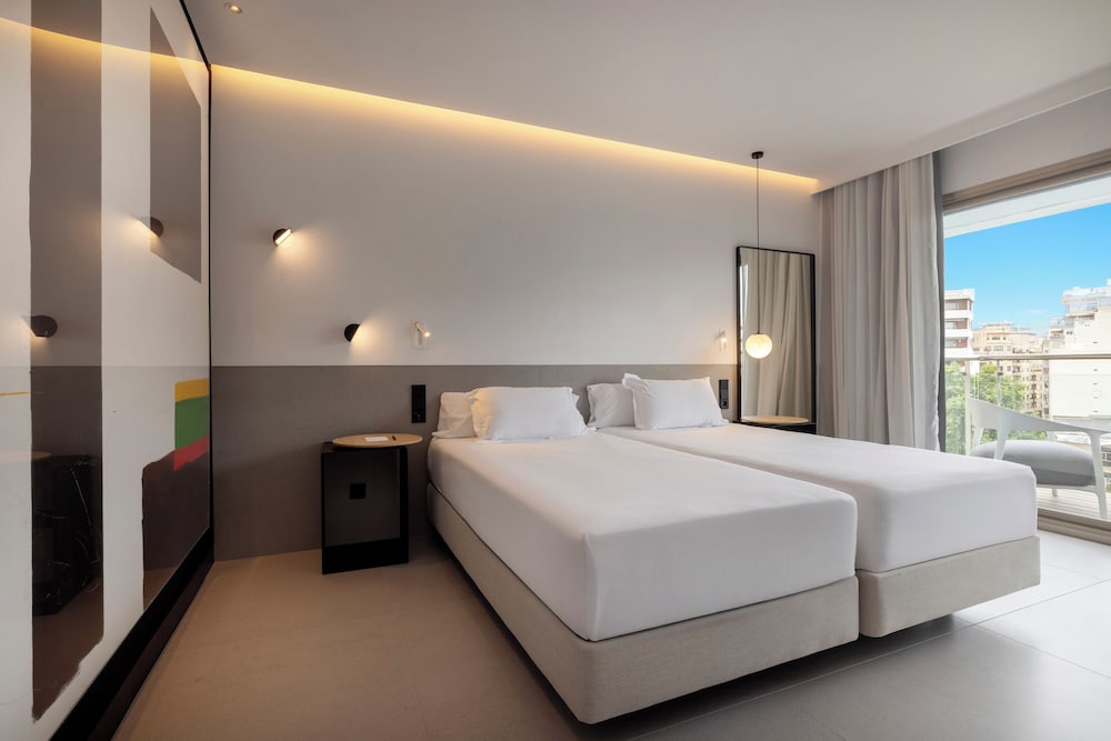 HM Jaime III Hotel — Hotel rooms in Palma de Mallorca, Balearic Islands