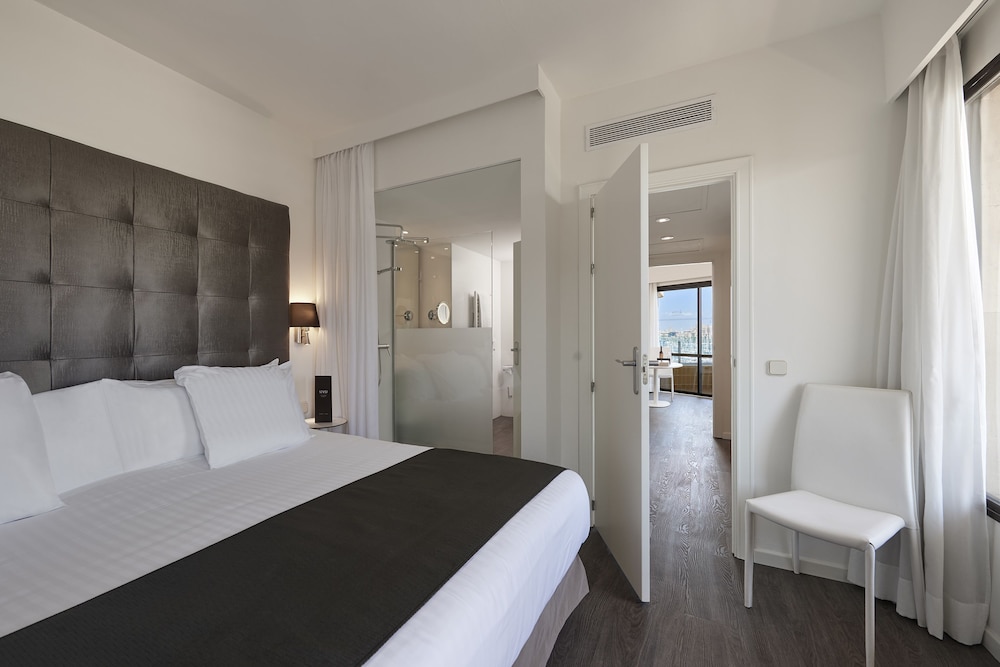 Melia Palma Marina — Hotel rooms in Palma de Mallorca, Balearic Islands