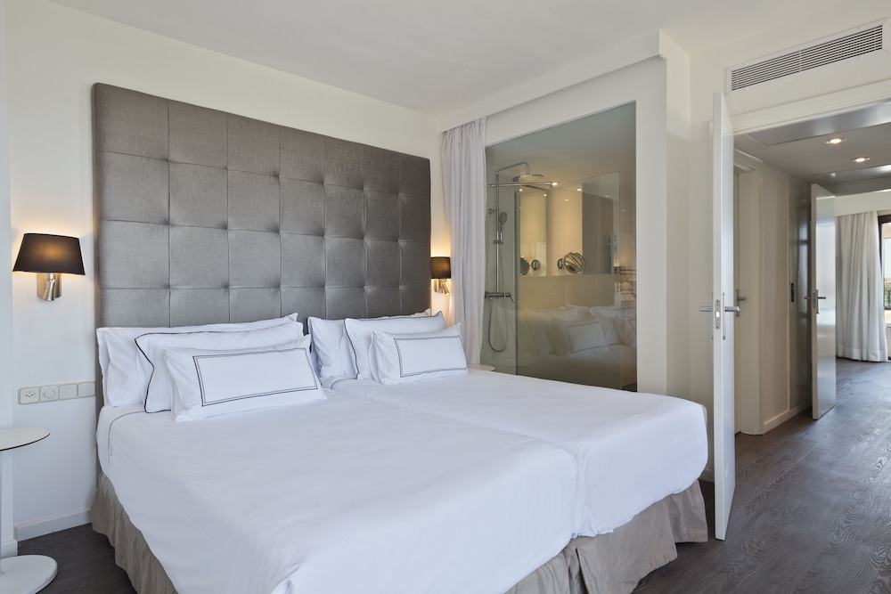 Melia Palma Marina — Hotel rooms in Palma de Mallorca, Balearic Islands