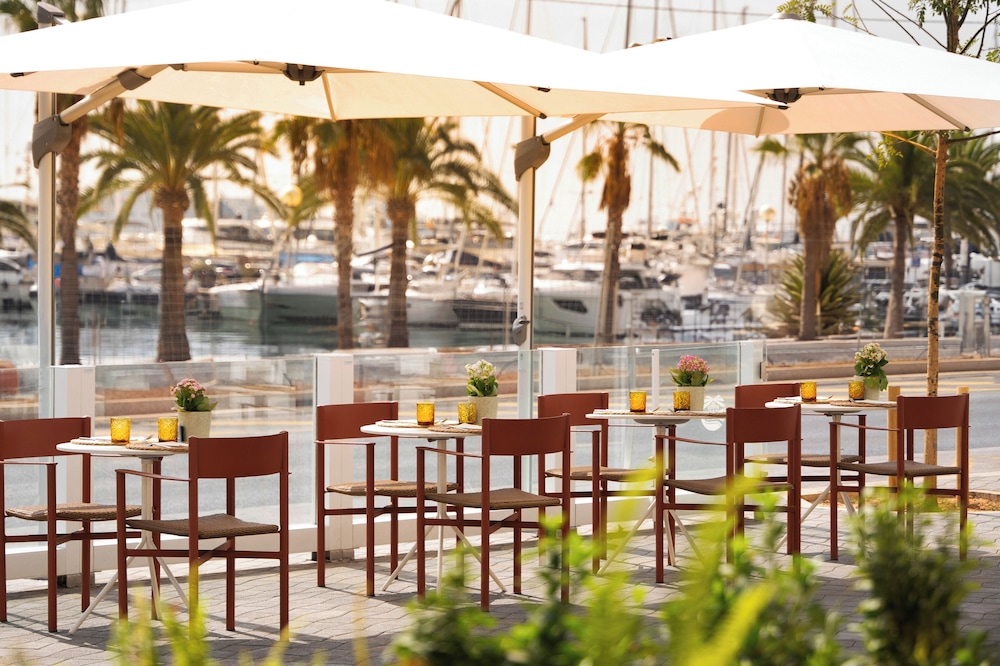 Melia Palma Marina — Restaurant & bars in Palma de Mallorca, Balearic Islands