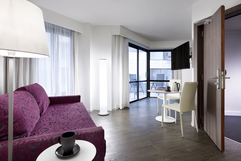 Melia Palma Marina — Hotel rooms in Palma de Mallorca, Balearic Islands