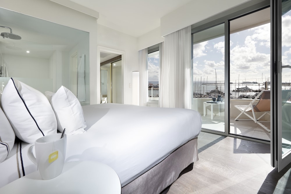Melia Palma Marina — Hotel rooms in Palma de Mallorca, Balearic Islands
