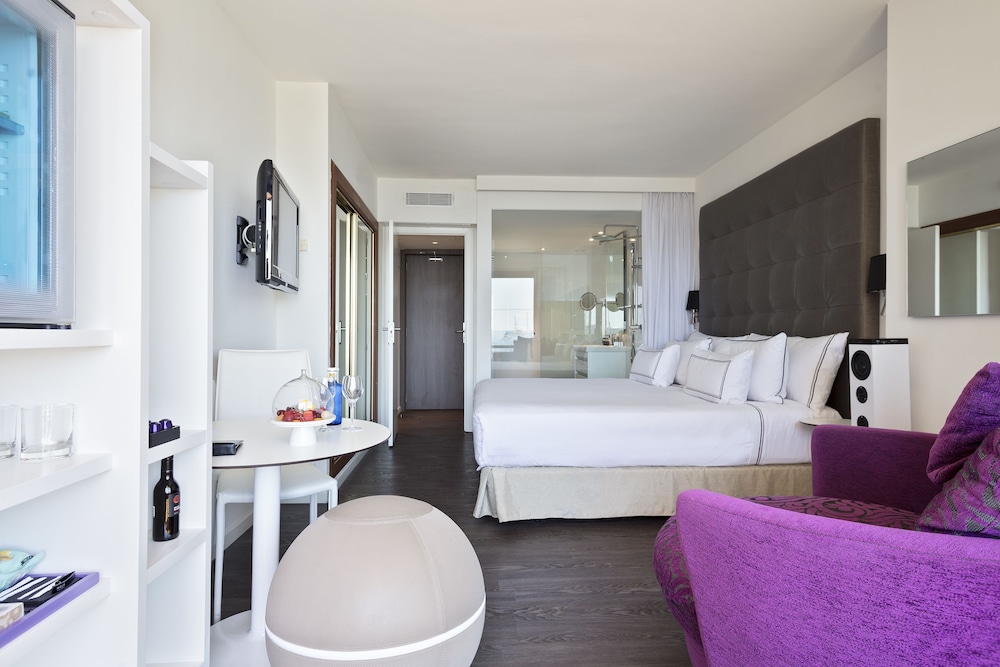 Melia Palma Marina — Hotel rooms in Palma de Mallorca, Balearic Islands