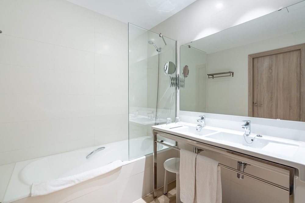 Hotel Mirador — Hotel rooms in Palma de Mallorca, Balearic Islands