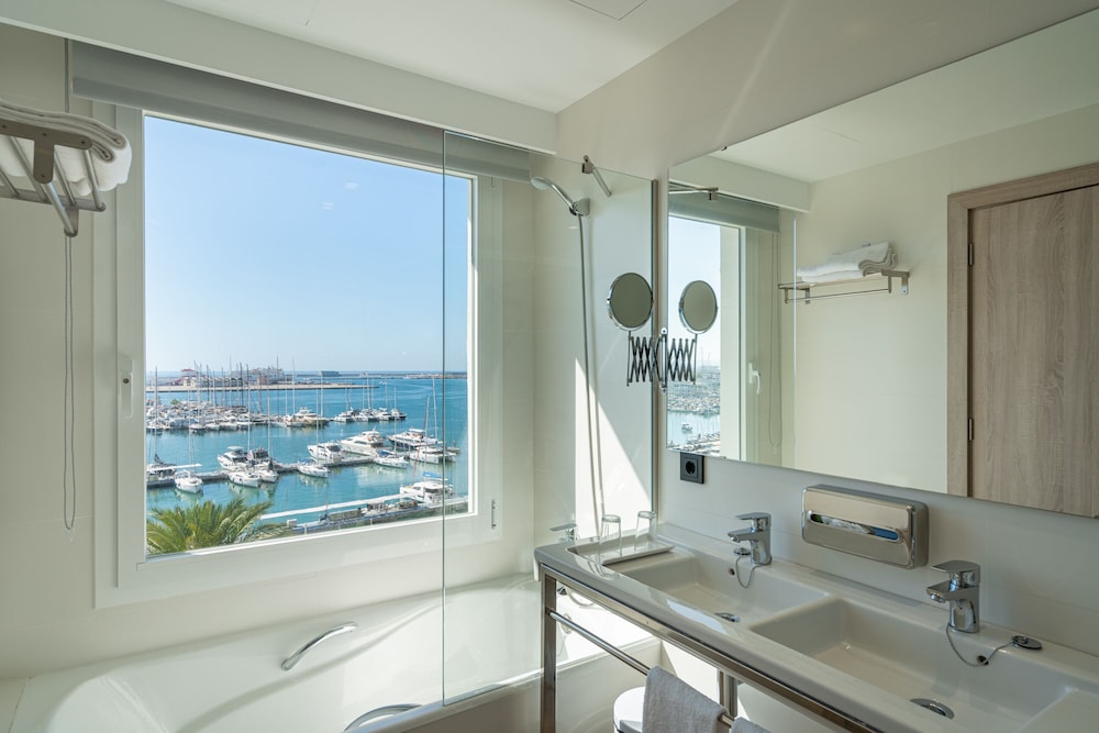 Hotel Mirador — Hotel rooms in Palma de Mallorca, Balearic Islands