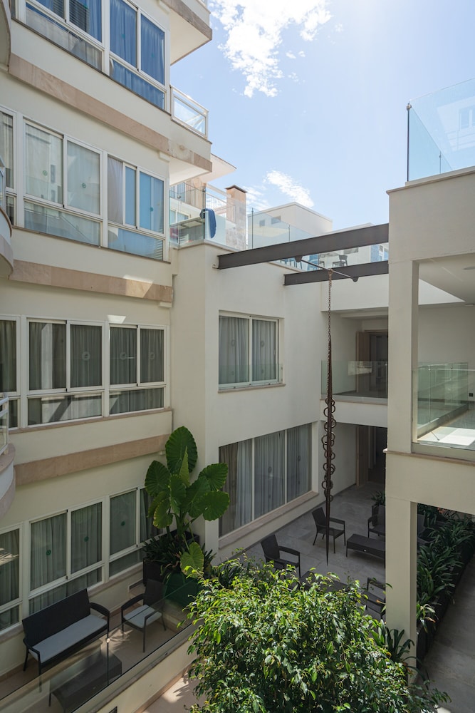 Hotel Mirador — Hotel building in Palma de Mallorca, Balearic Islands
