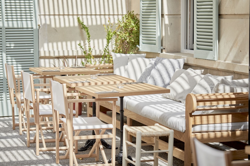 MHOUSE Boutique Hotel Palma — Restaurant & bars in Palma de Mallorca, Balearic Islands