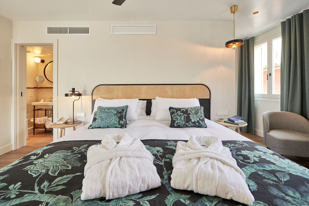 MHOUSE Boutique Hotel Palma — Hotel rooms in Palma de Mallorca, Balearic Islands